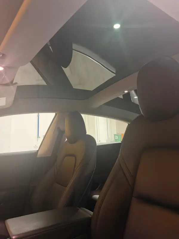 Tesla Model 3 Standard RWD 16