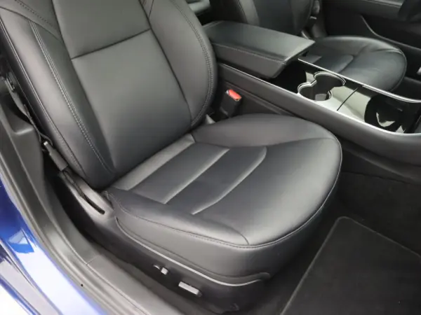 Tesla Model 3 Standard RWD 34