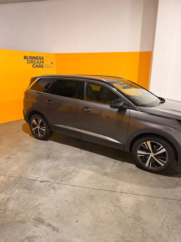 Peugeot 5008 BlueHDI 130 EAT8 GT 4