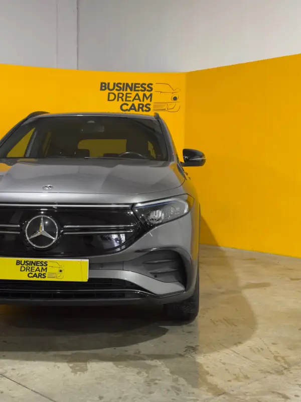Mercedes-Benz EQA 250 AMG Line 3