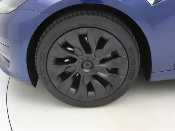 Tesla Model 3 Standard RWD 38