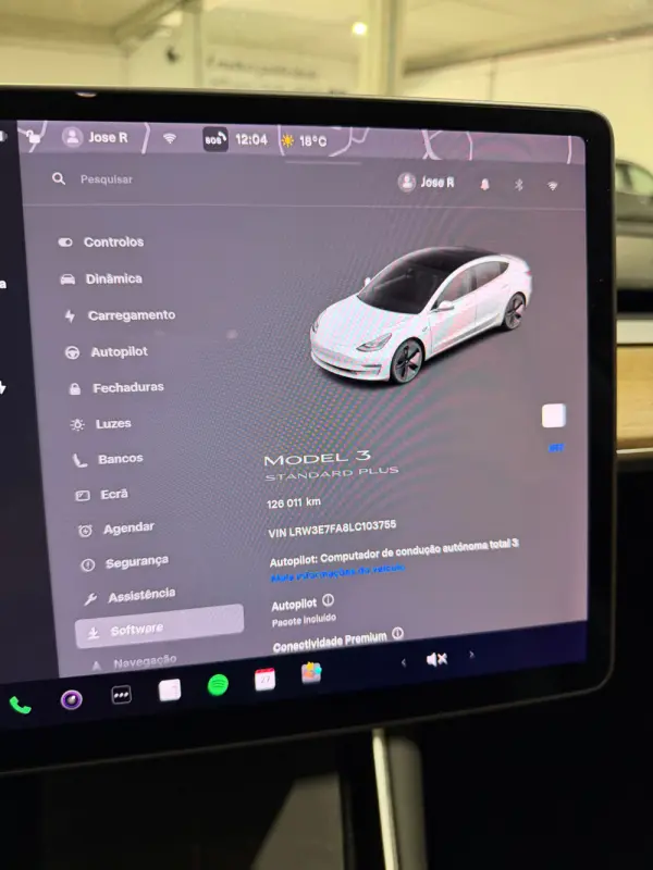 Tesla Model 3 Standard Range Plus RWD 11