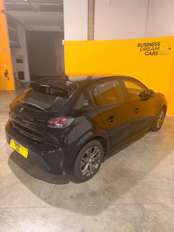 Peugeot e-208 50 kWh Active Pack 11