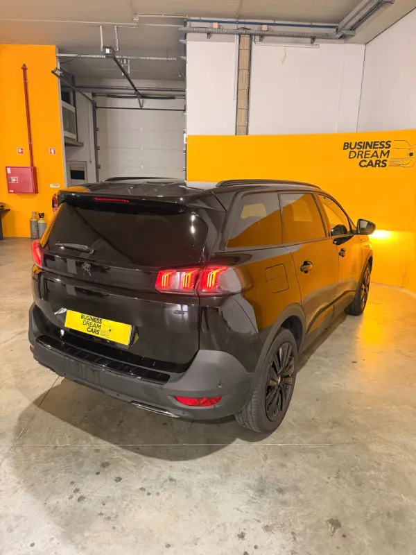 Peugeot 5008 1.2 PureTech GT EAT8 10