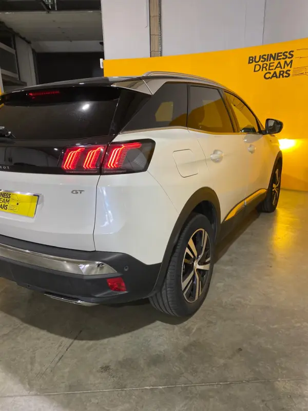 Peugeot 3008 1.2 PureTech GT Pack EAT8 7