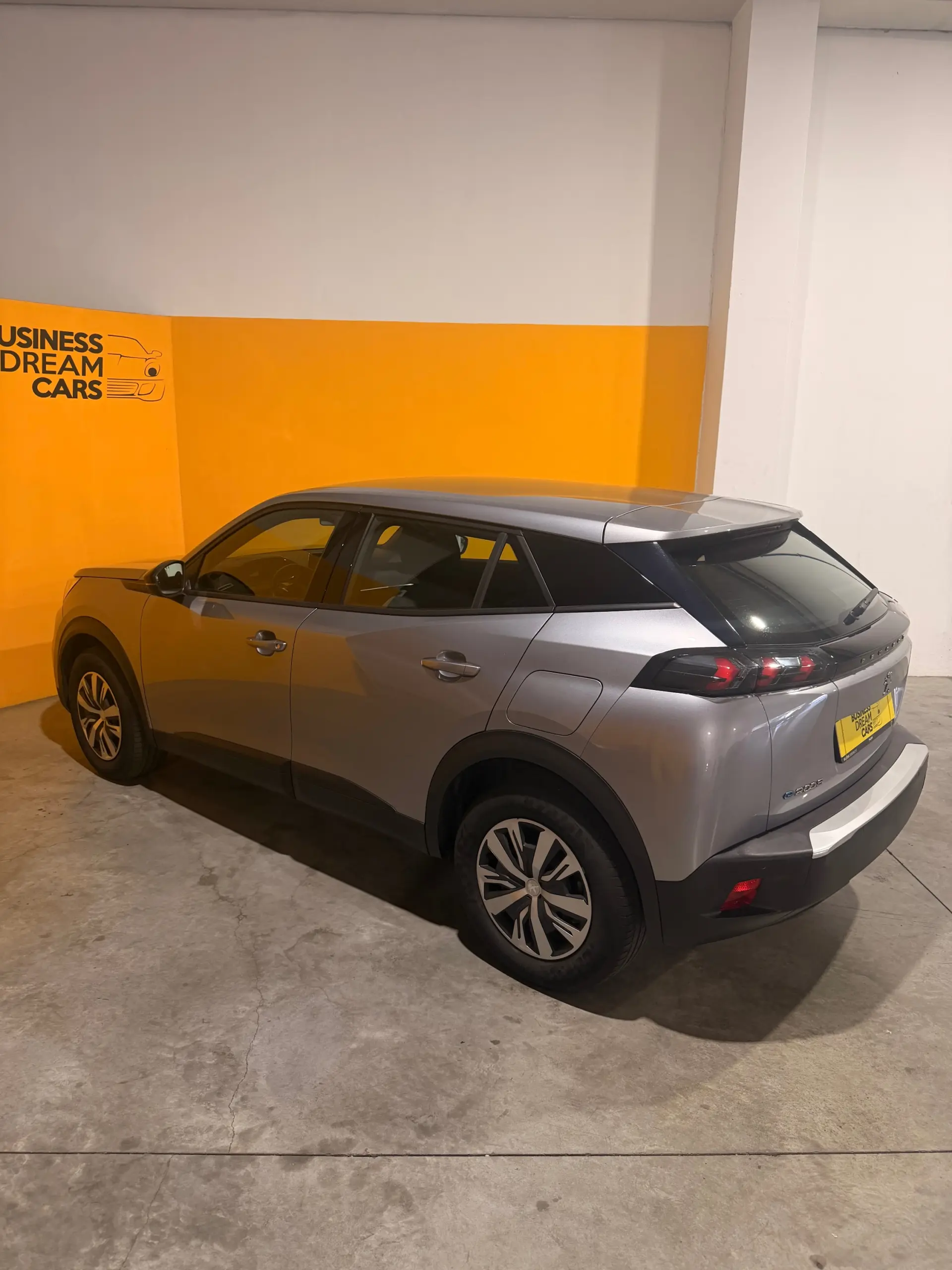 Peugeot e-2008 50 kWh Active Pack 6