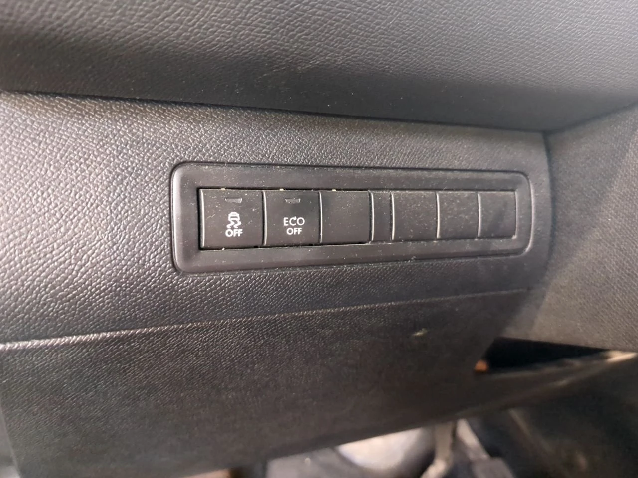 Peugeot 308 1.2 PureTech Allure EAT6 3