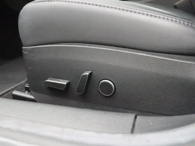 Tesla Model 3 Standard Range Plus RWD 17