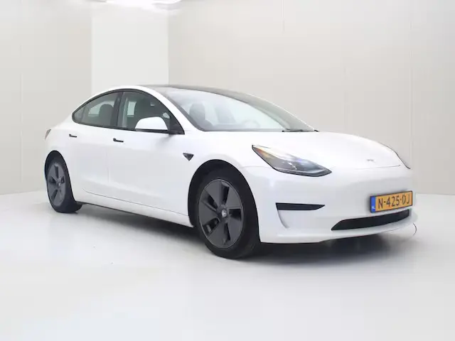 Tesla Model 3 Standard Range Plus RWD 6