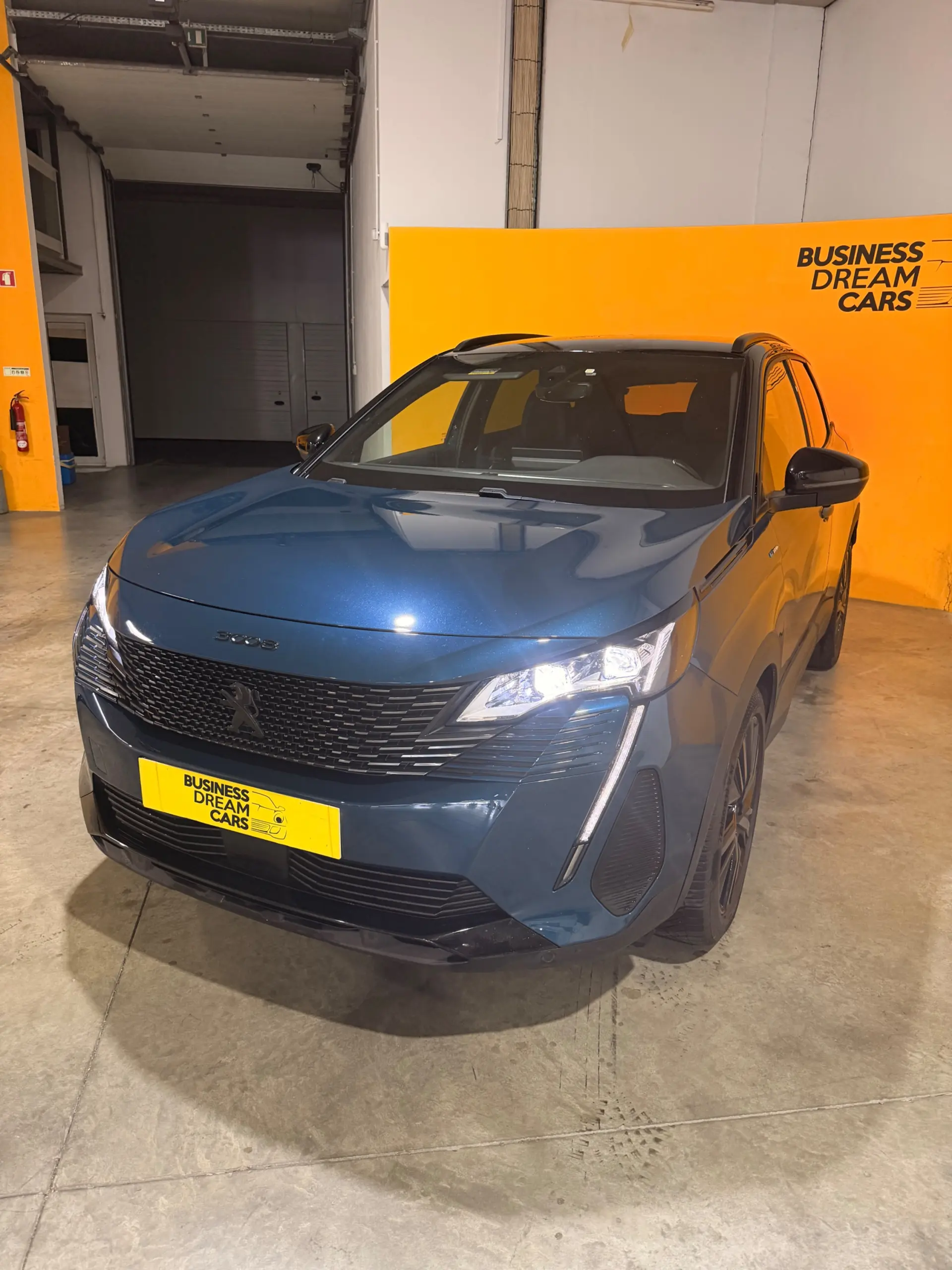 Peugeot 3008 1.6 Hybrid Allure Pack e-EAT8 6