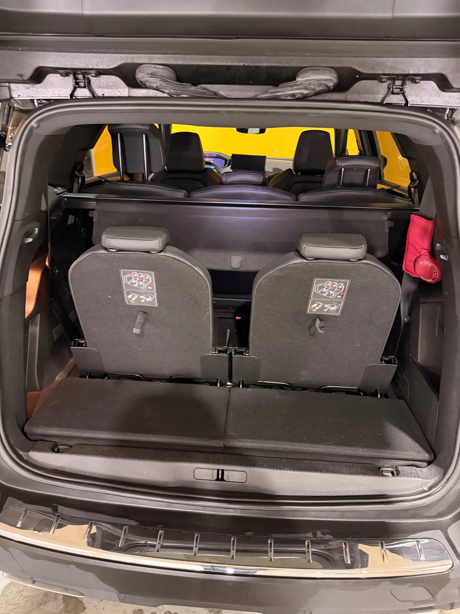 Peugeot 5008 BlueHDI 130 EAT8 GT 12