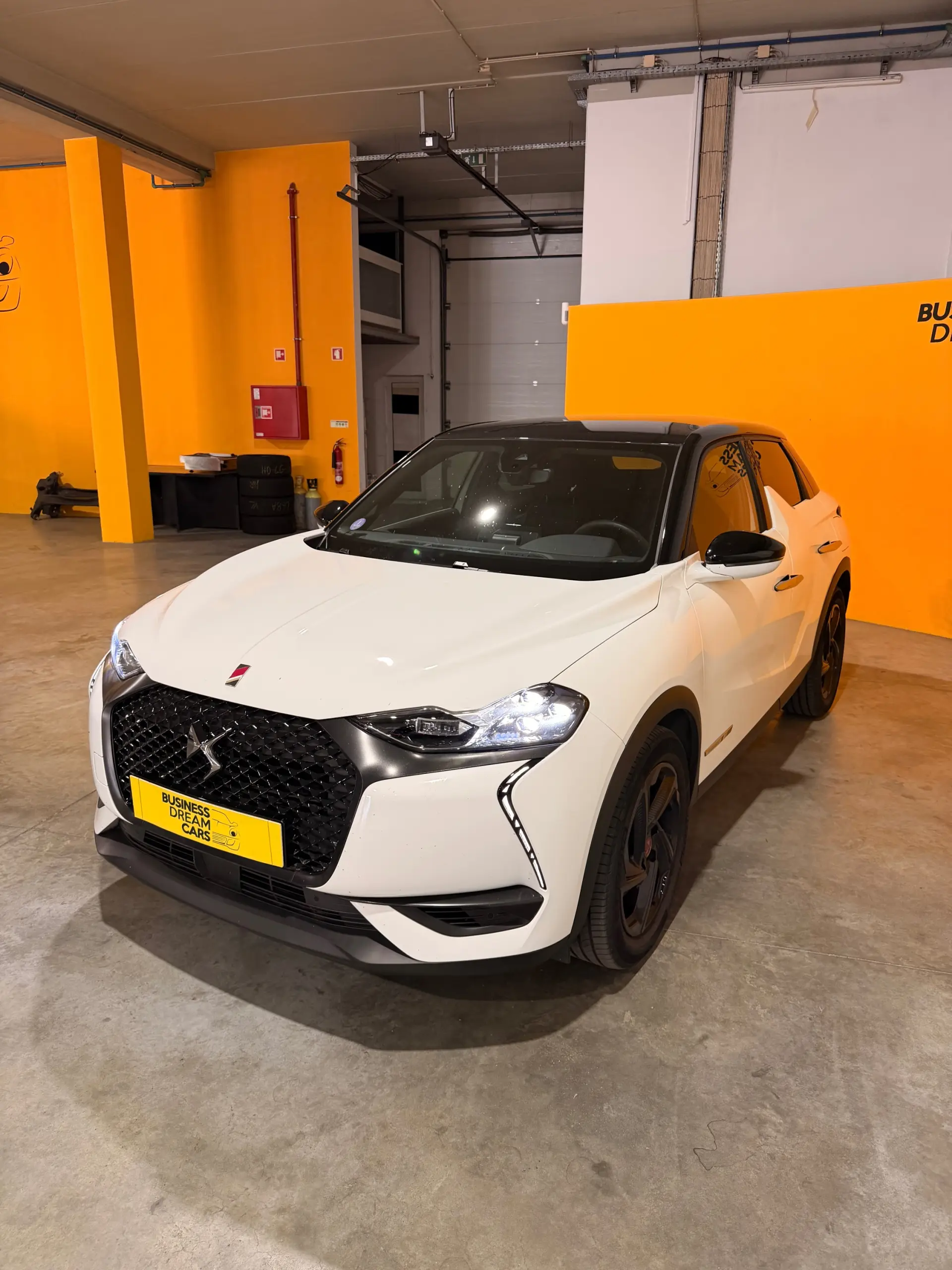 DS DS3 Crossback PureTech 130 Aut. PERFORMANCE LINE + 6