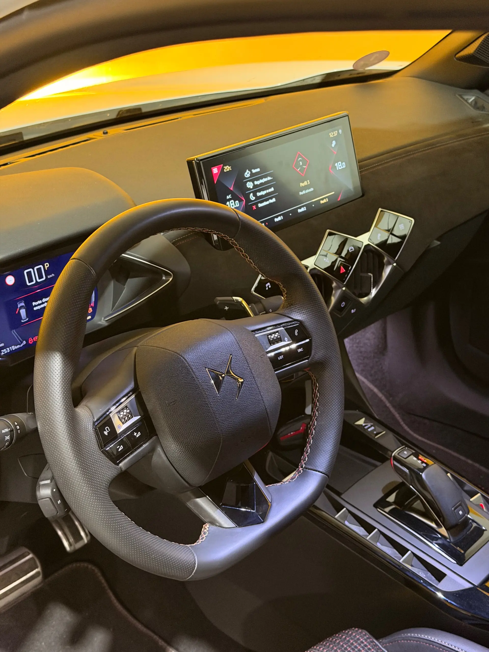 DS DS3 Crossback PureTech 130 Aut. PERFORMANCE LINE + 13