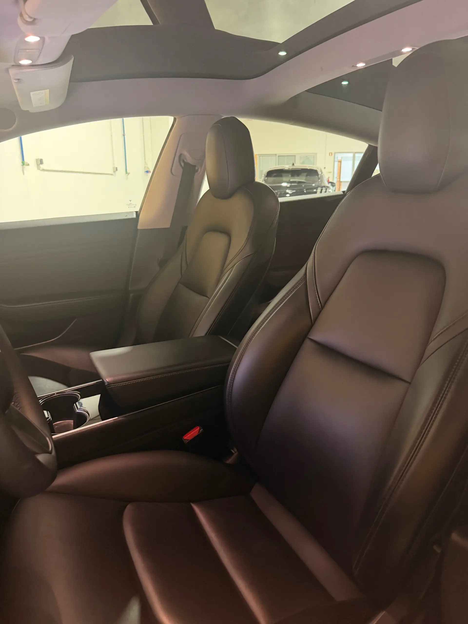 Tesla Model 3 Standard Range Plus RWD 11