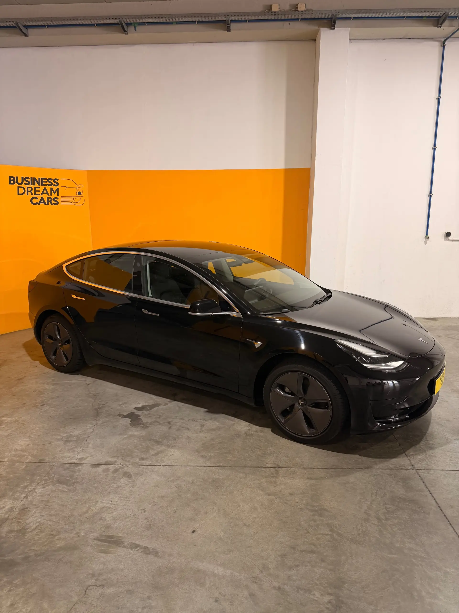 Tesla Model 3 Standard Range Plus RWD 6