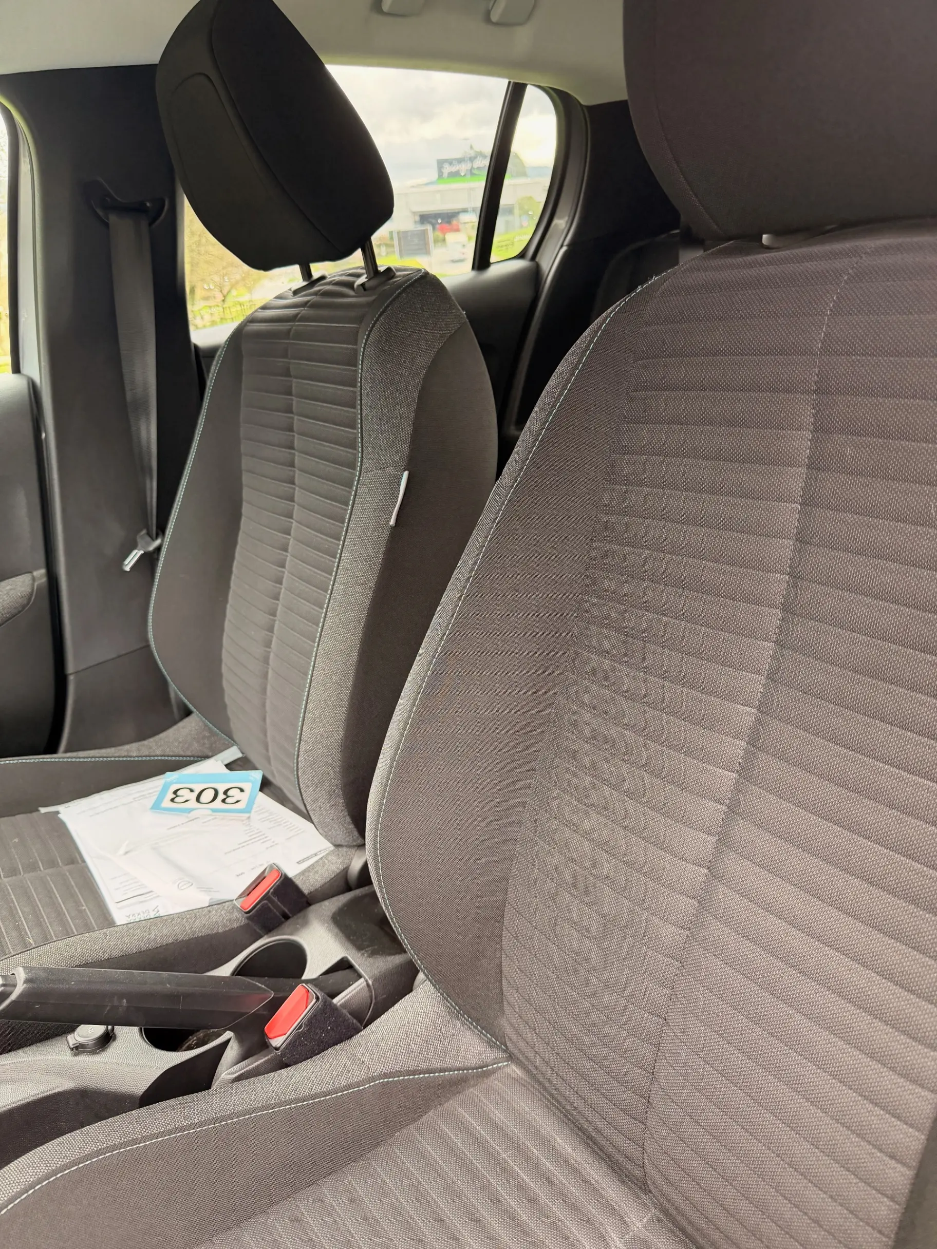 Peugeot 208 Benzin 100 Style 17