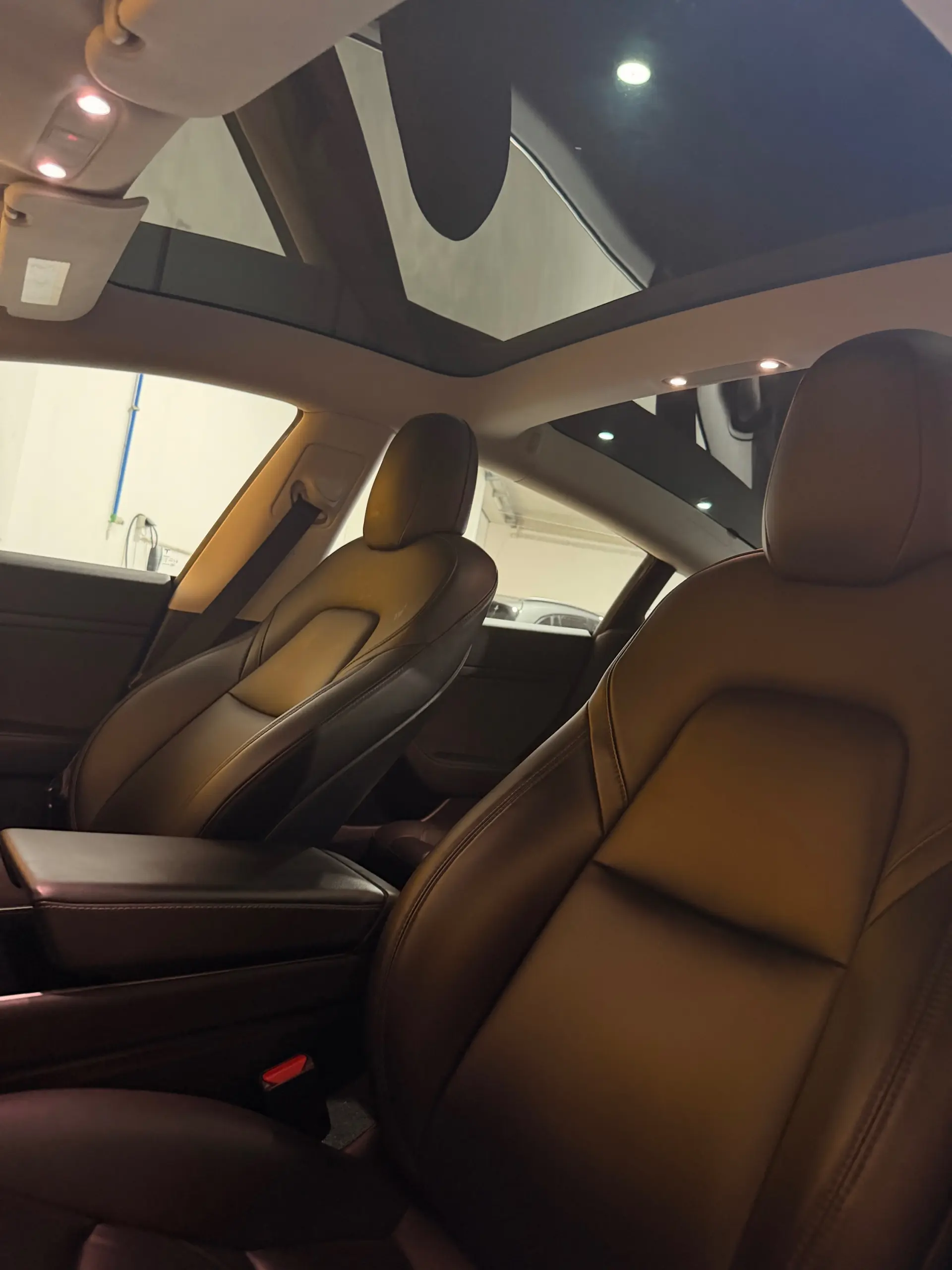 Tesla Model 3 Standard Range Plus RWD 16