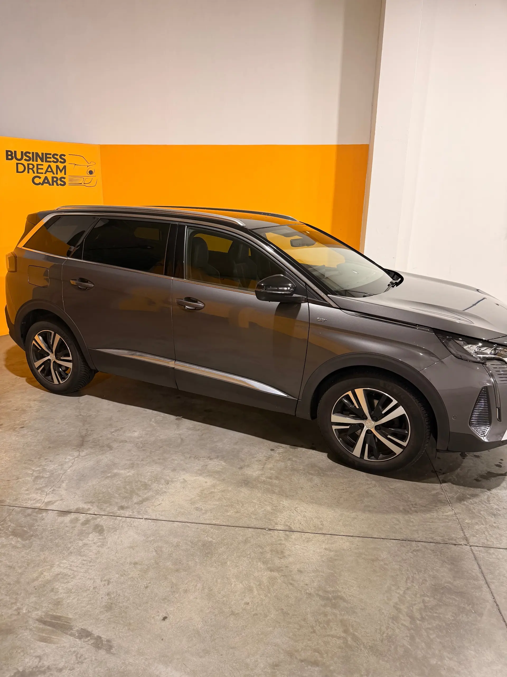 Peugeot 5008 BlueHDI 130 EAT8 GT 5