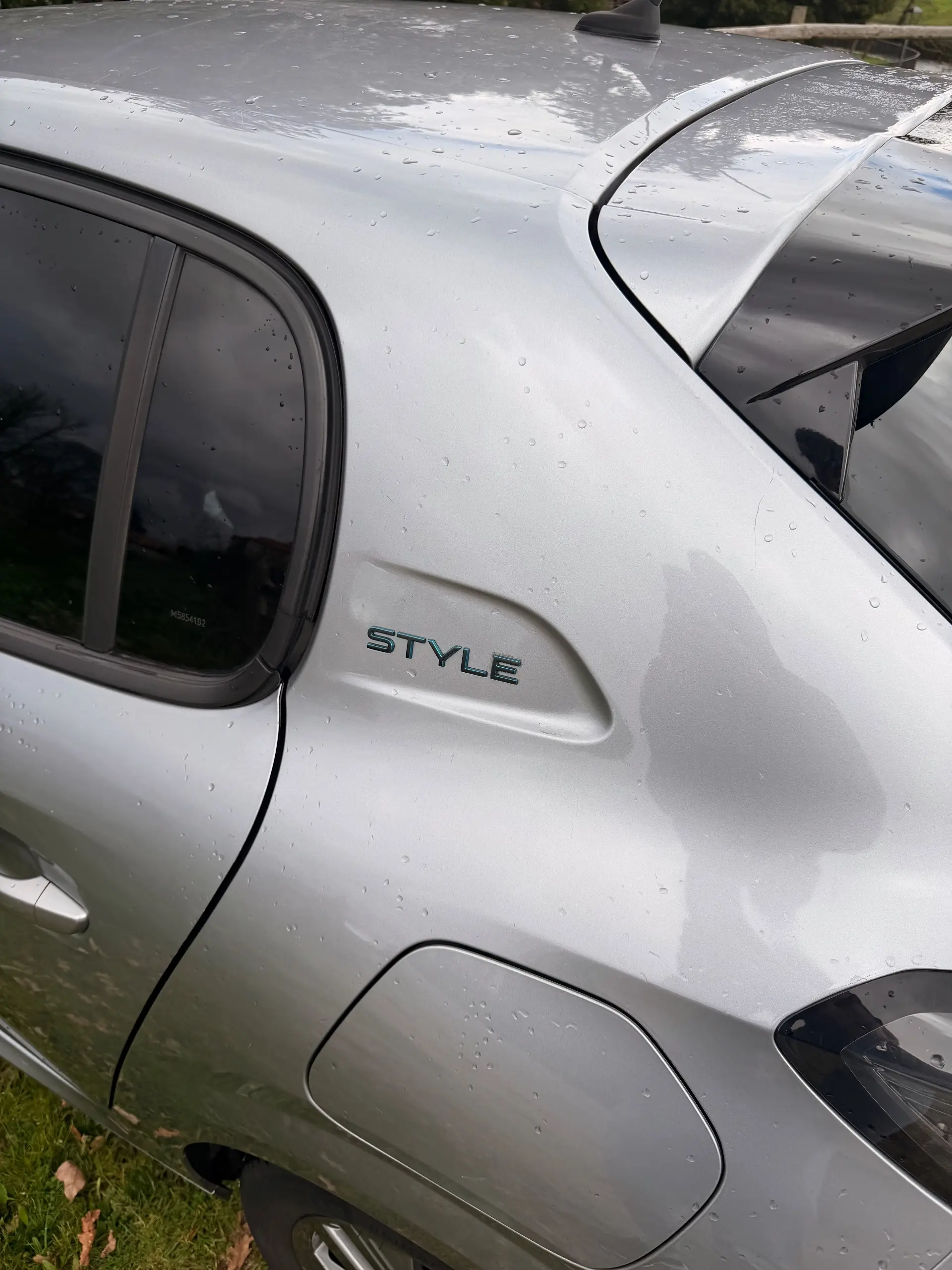 Peugeot 208 Benzin 100 Style 12