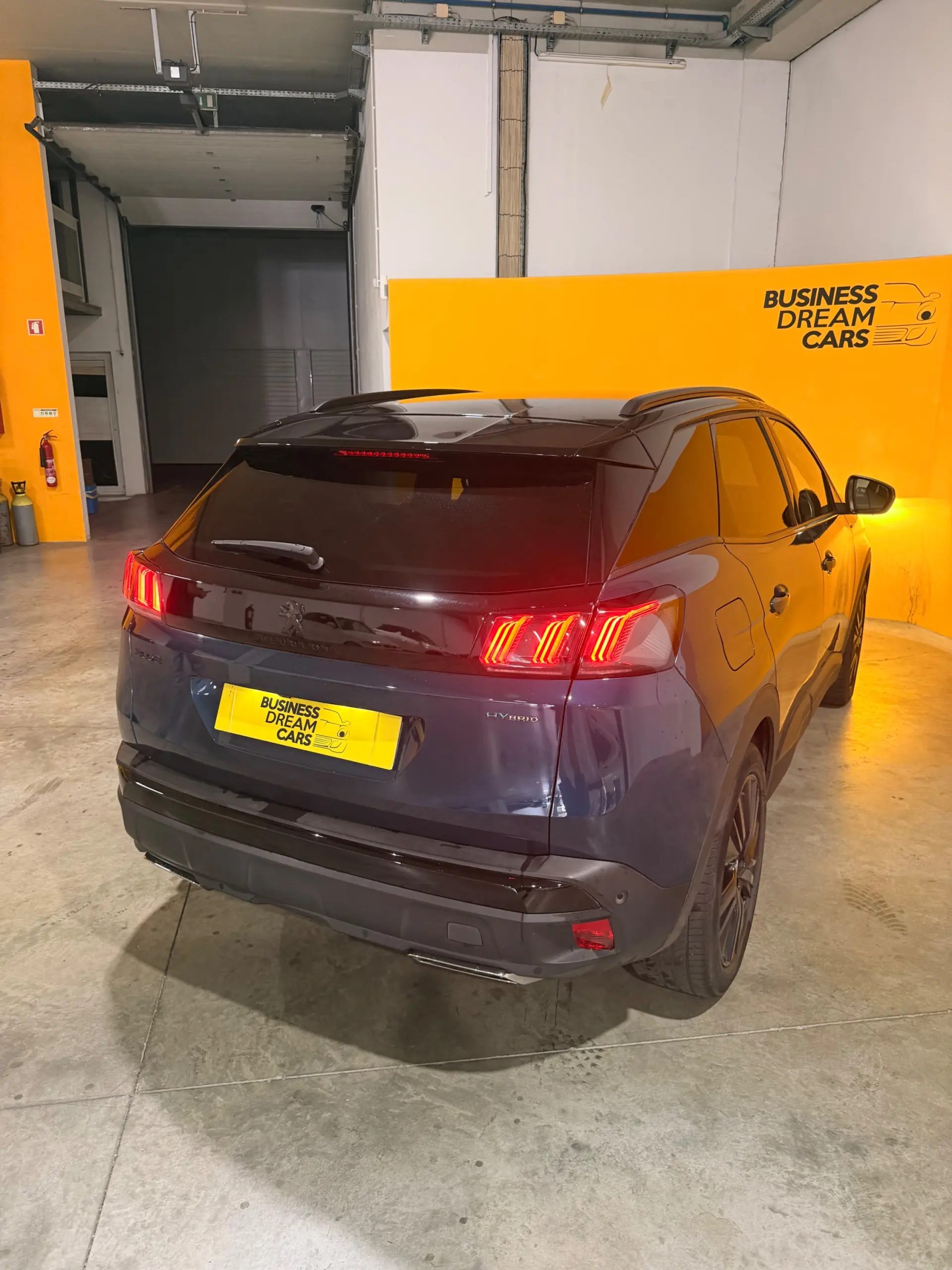 Peugeot 3008 1.6 Hybrid Allure Pack e-EAT8 11