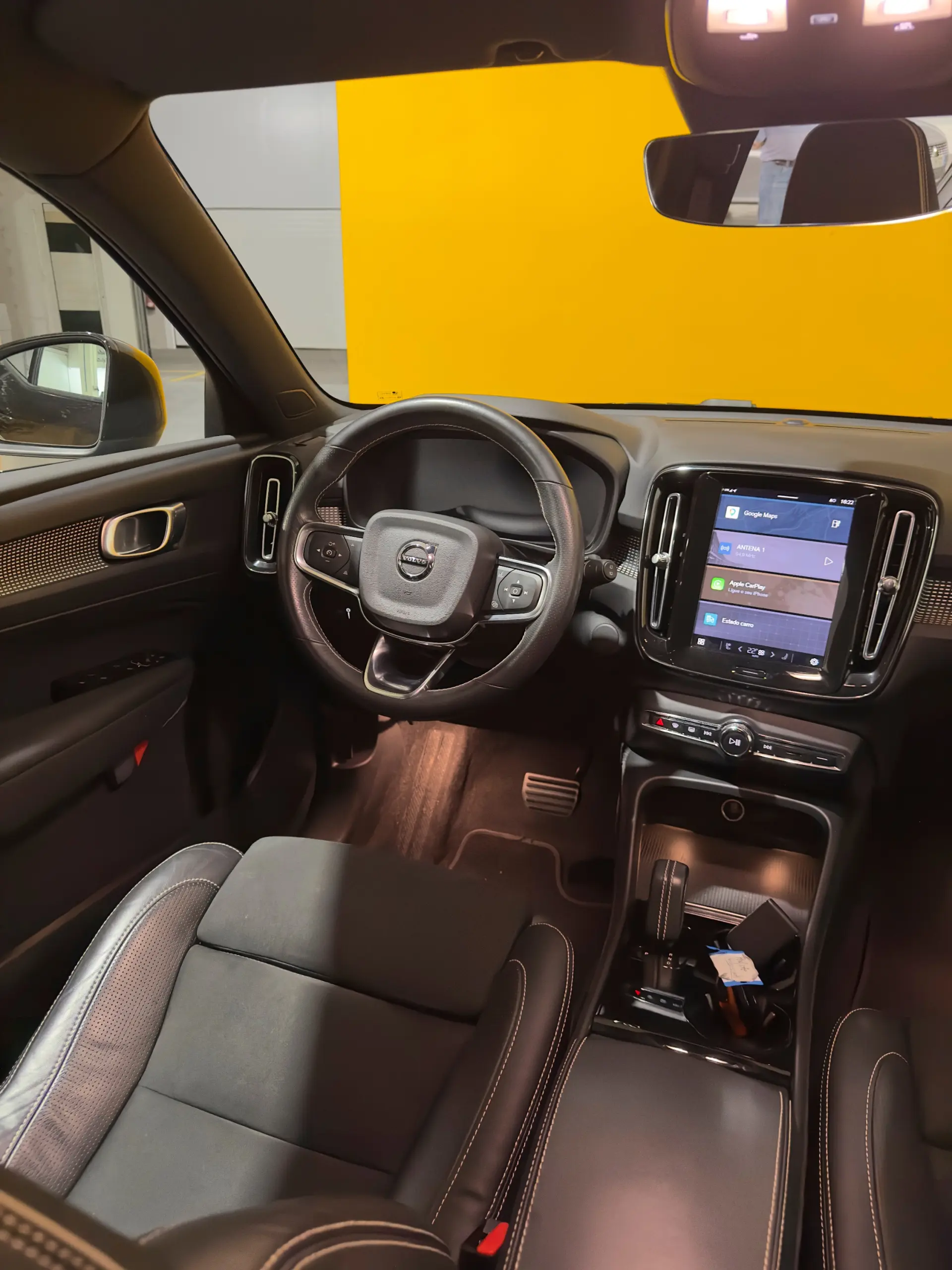 Volvo XC 40 P8 AWD Recharge RDesign 12