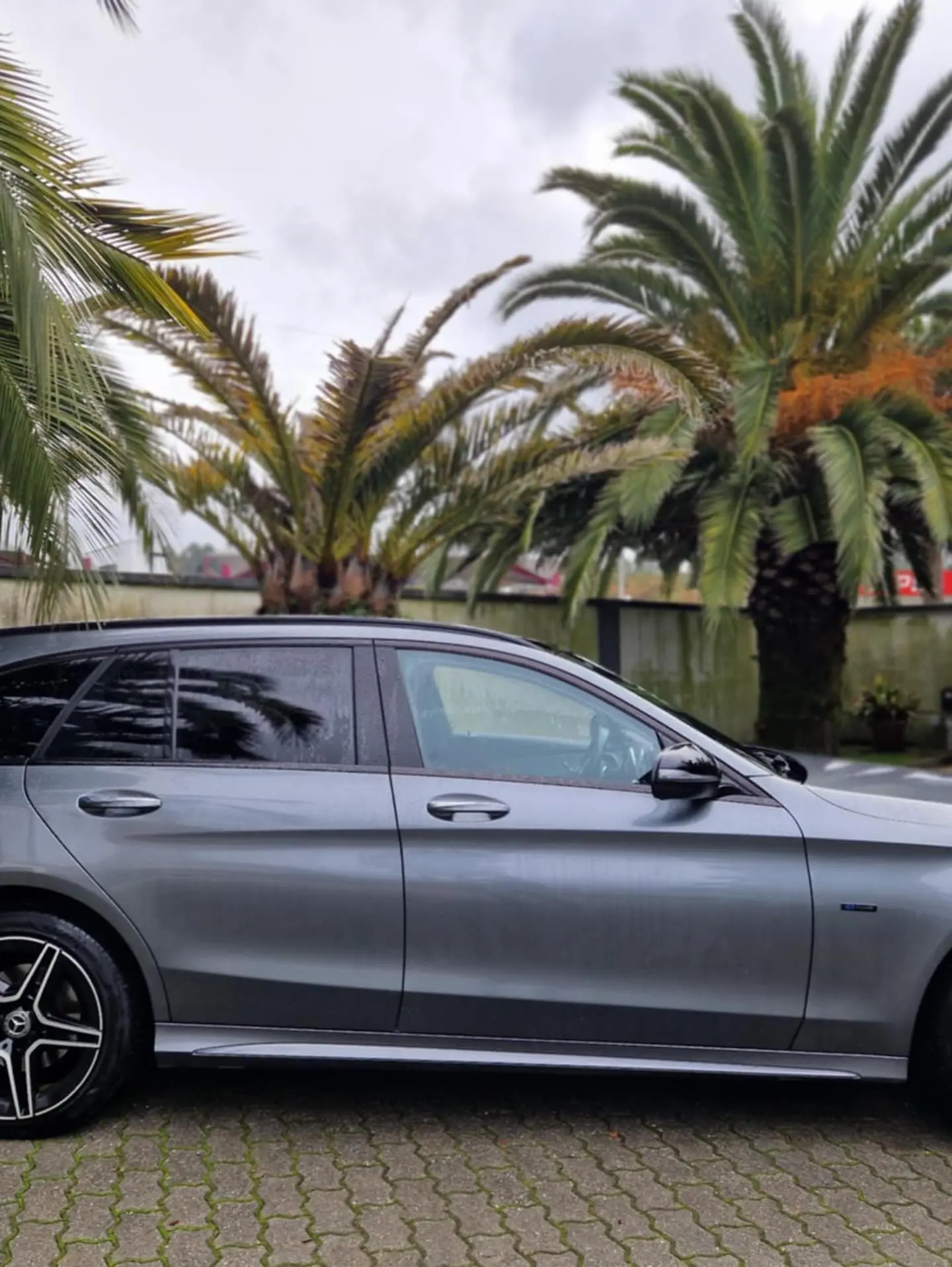 Mercedes-Benz C 300 de AMG Line 3