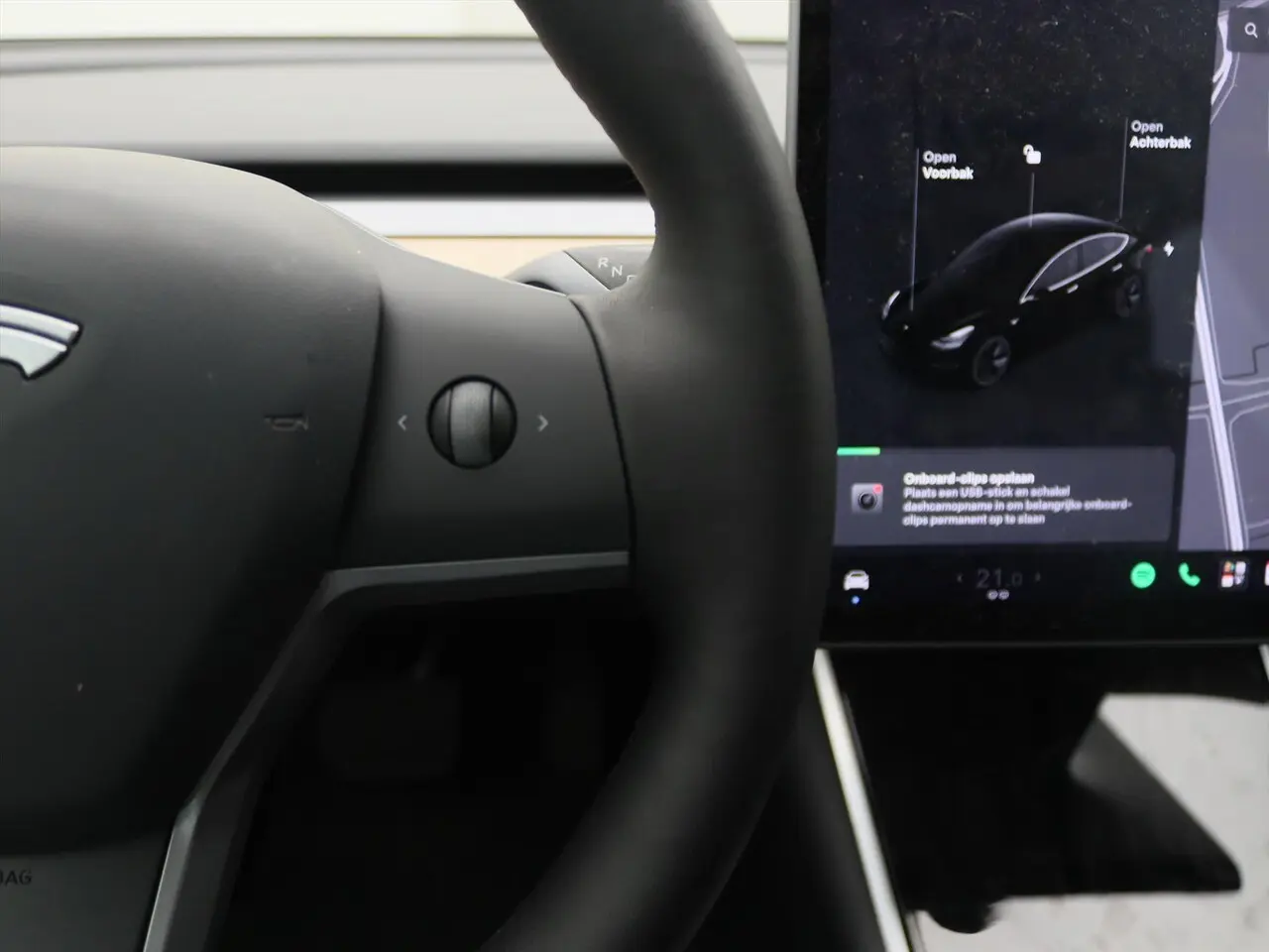 Tesla Model 3 Standard Range Plus RWD 38