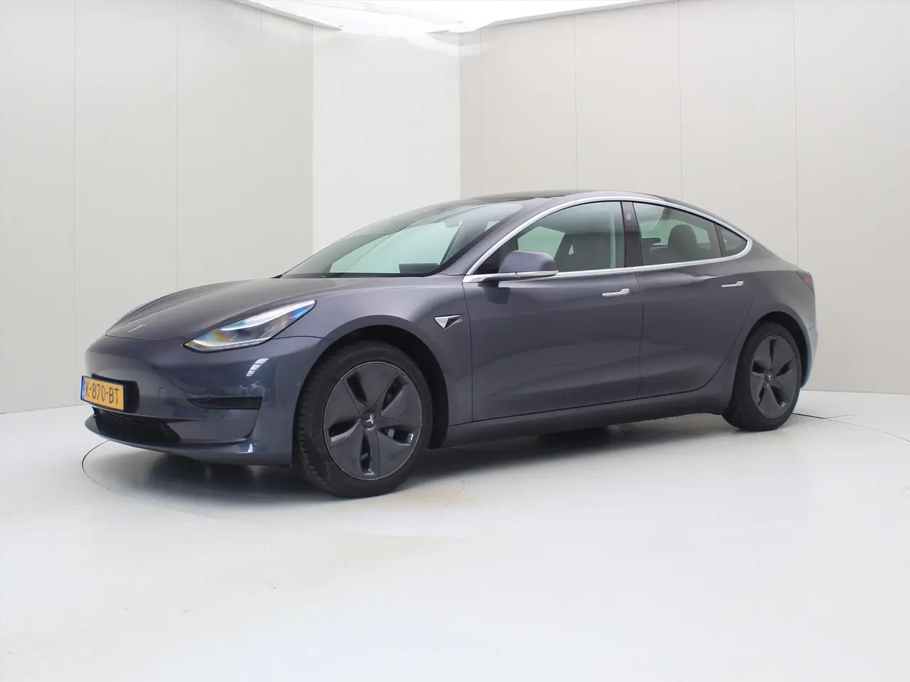Tesla Model 3 Standard Range Plus RWD 25