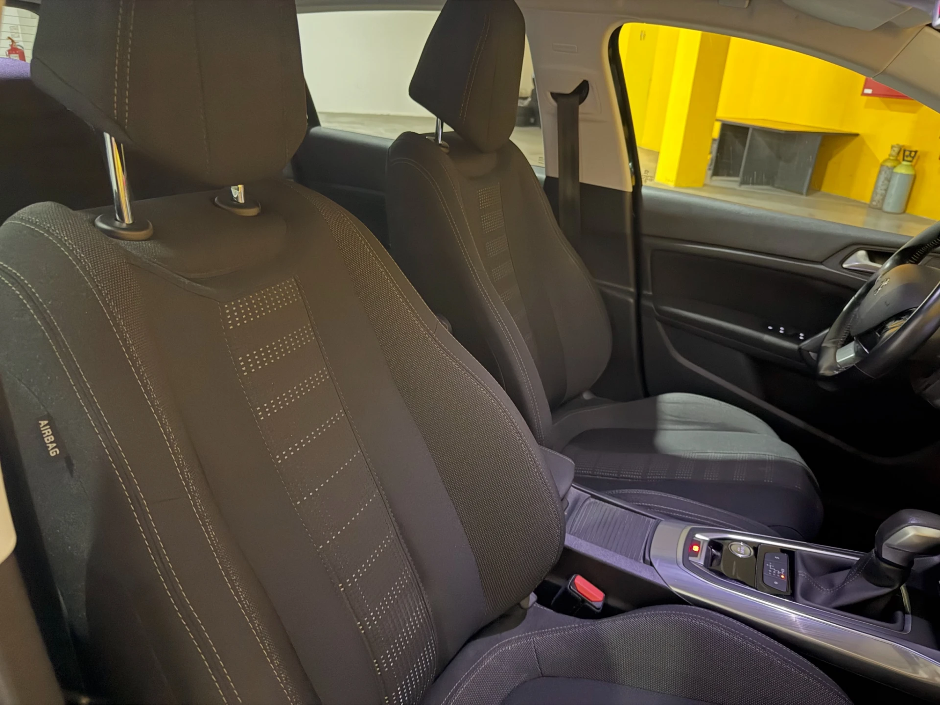 Peugeot 308 1.2 PureTech Allure EAT6 20