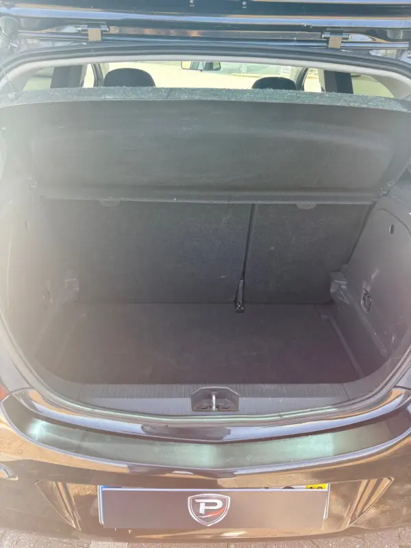 Opel Corsa 12