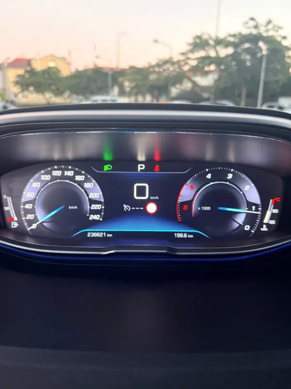 Peugeot 3008 1.6 BlueHDi GT Line EAT6 14