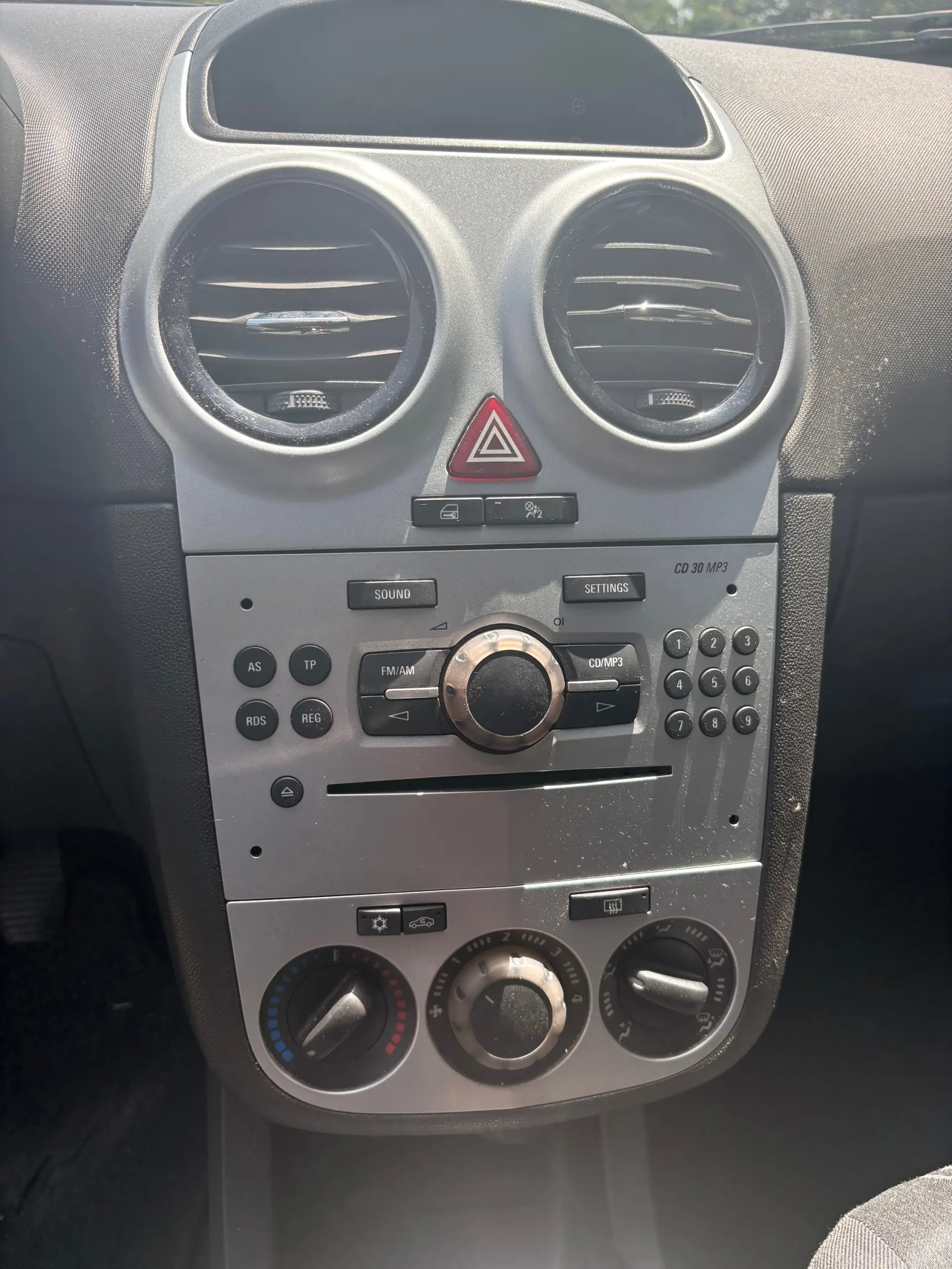 Opel Corsa 10
