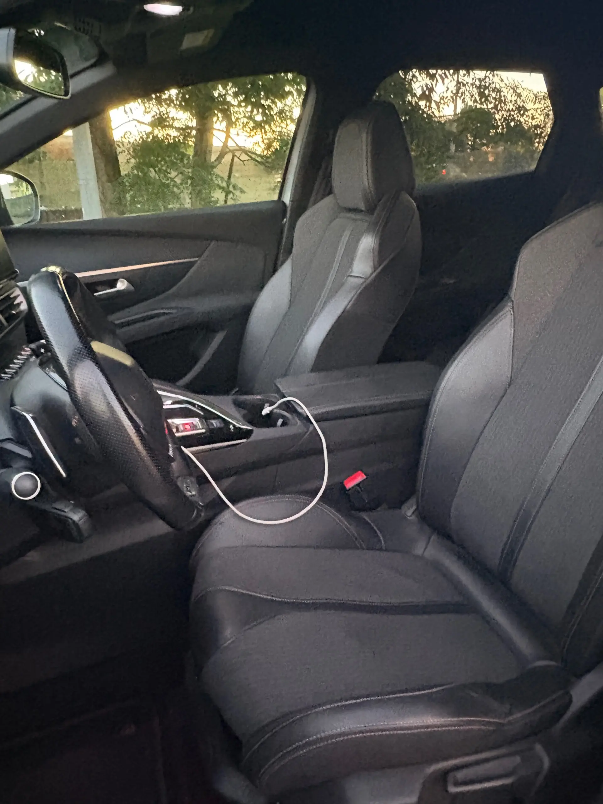 Peugeot 3008 1.6 BlueHDi GT Line EAT6 10