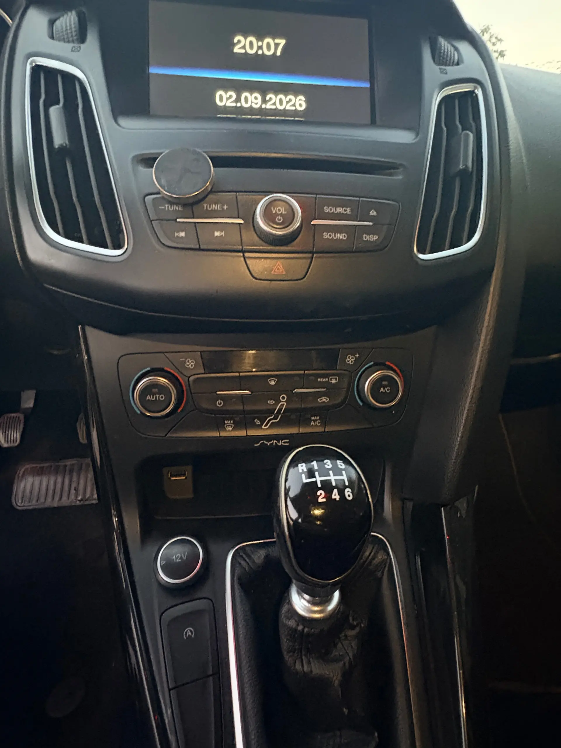 Ford Focus SW 1.5 TDCi Titanium ECOnetic 8