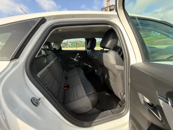 Citroën C4 Outro 11