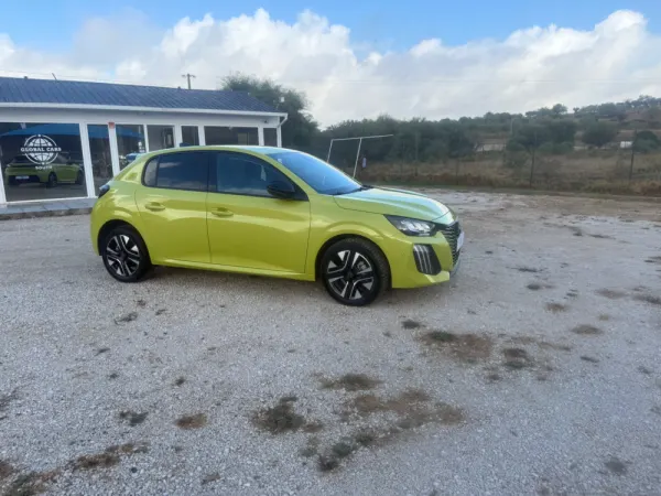 Peugeot 208 allure 5