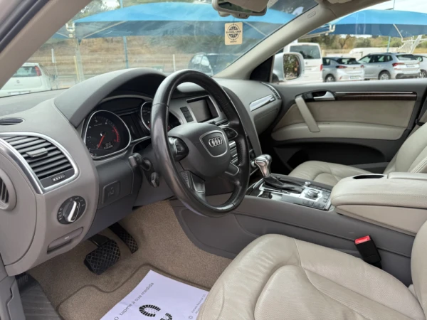 Audi Q7 3.0 V6 TDi quattro Tiptronic 9