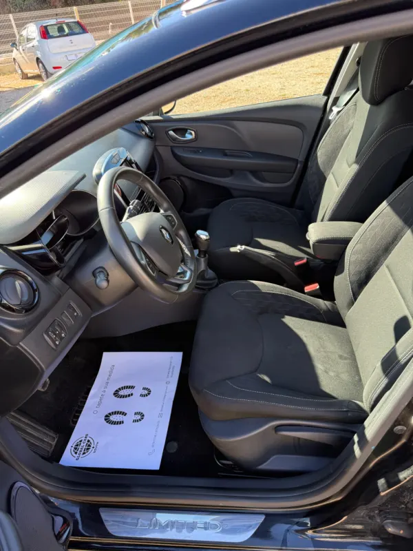 Renault Clio AC Break 12