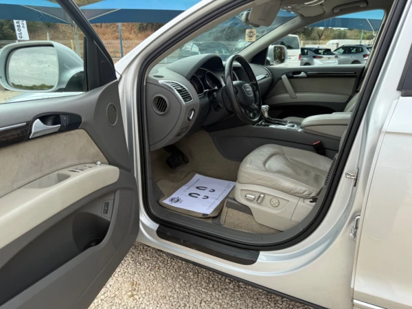 Audi Q7 3.0 V6 TDi quattro Tiptronic 10