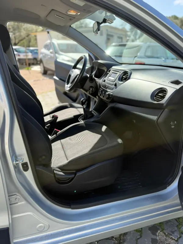 Hyundai i10 1.0 Access 9