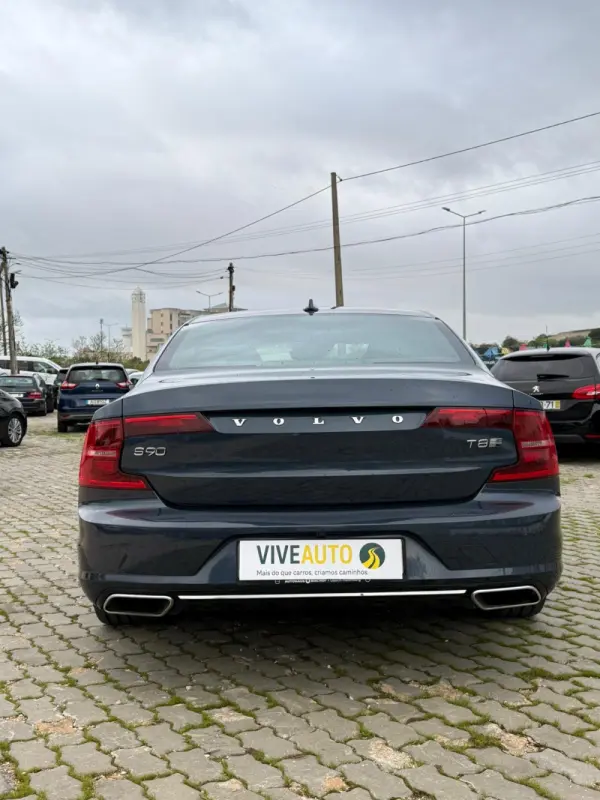 Volvo S90 T8 TWIN ENGINE 5