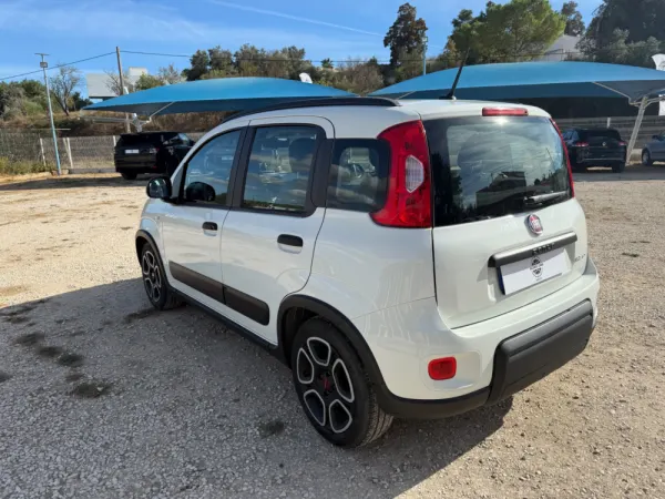 Fiat Panda 1.0 Hybrid 2