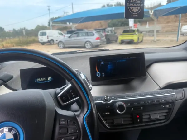 BMW i3 11