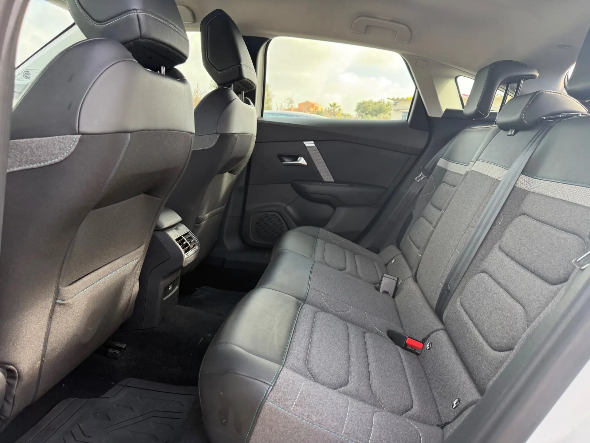 Citroën C4 Outro 13