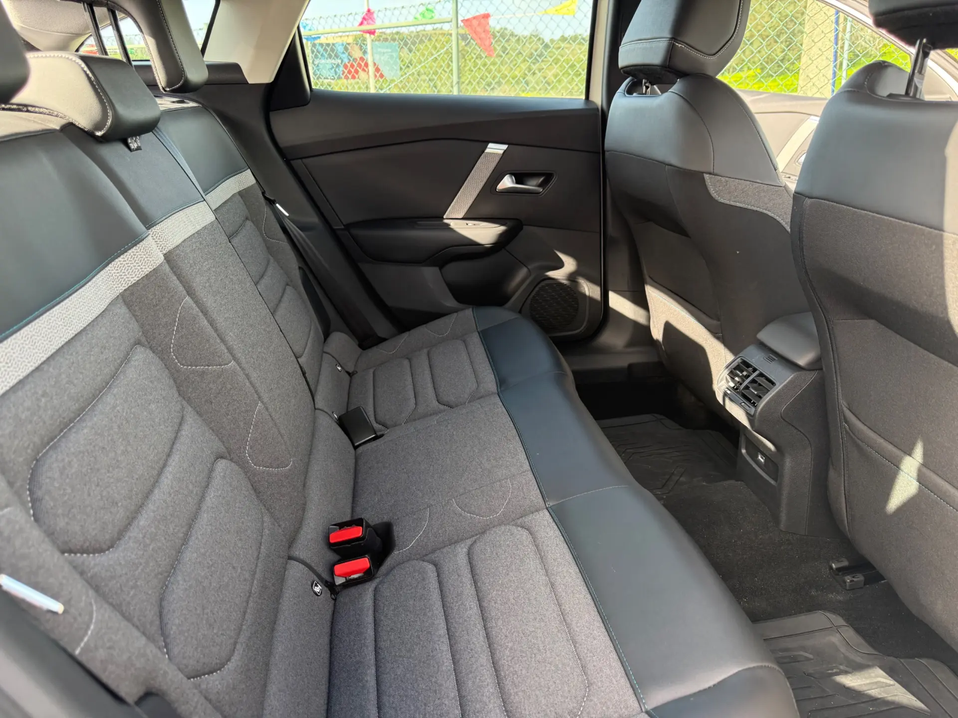 Citroën C4 Outro 16