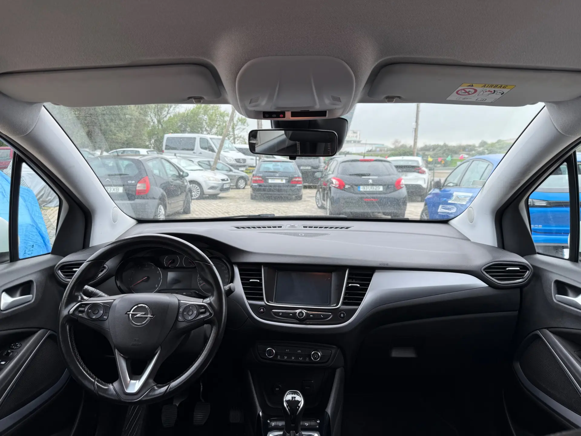 Opel Crossland Outro 9