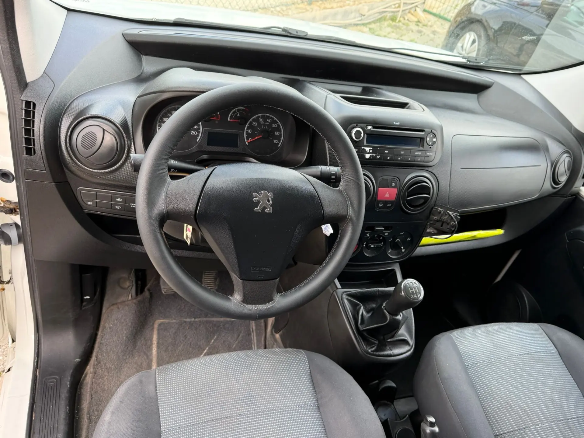 Peugeot Bipper Tepee 11