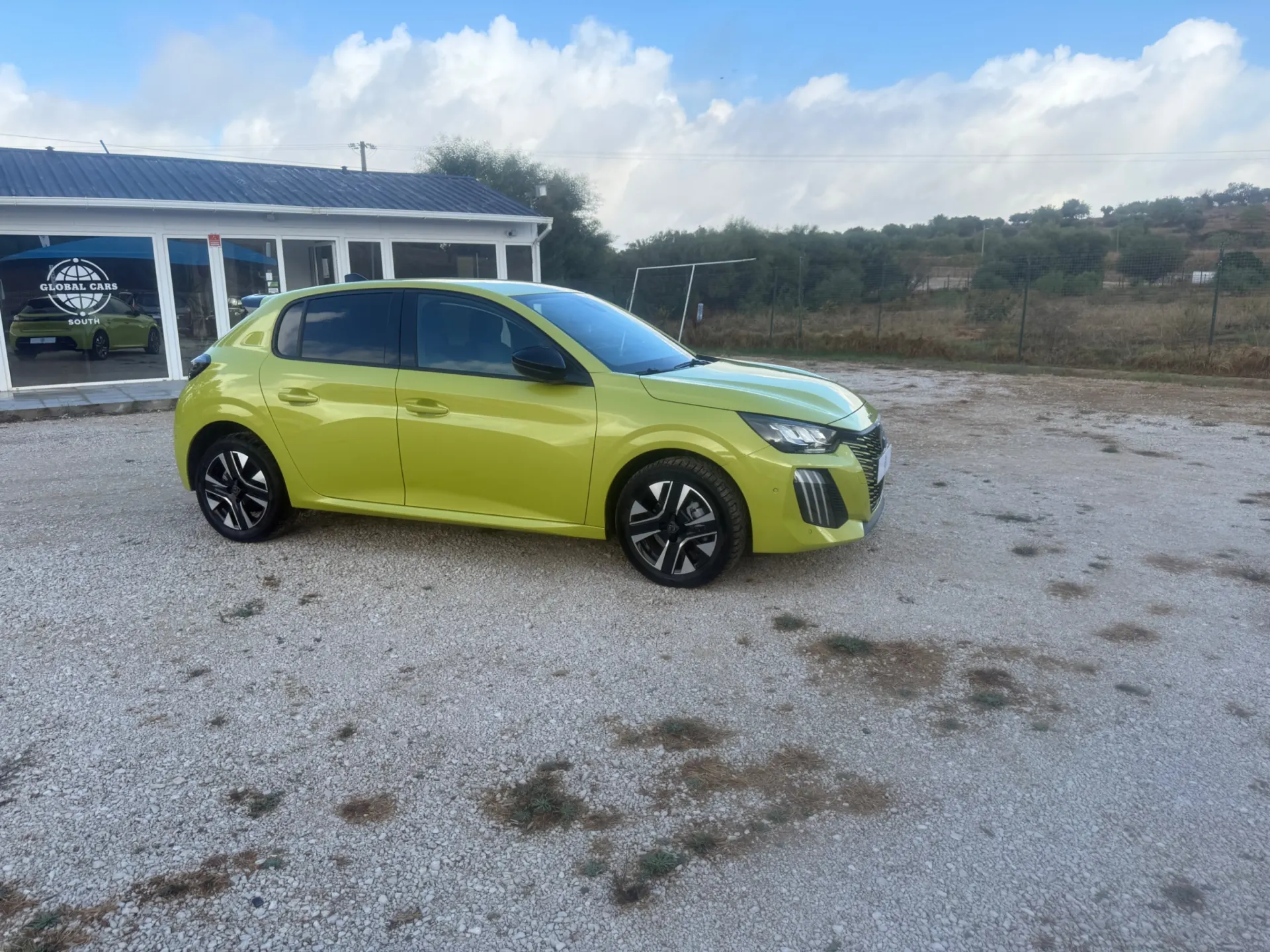 Peugeot 208 allure 5