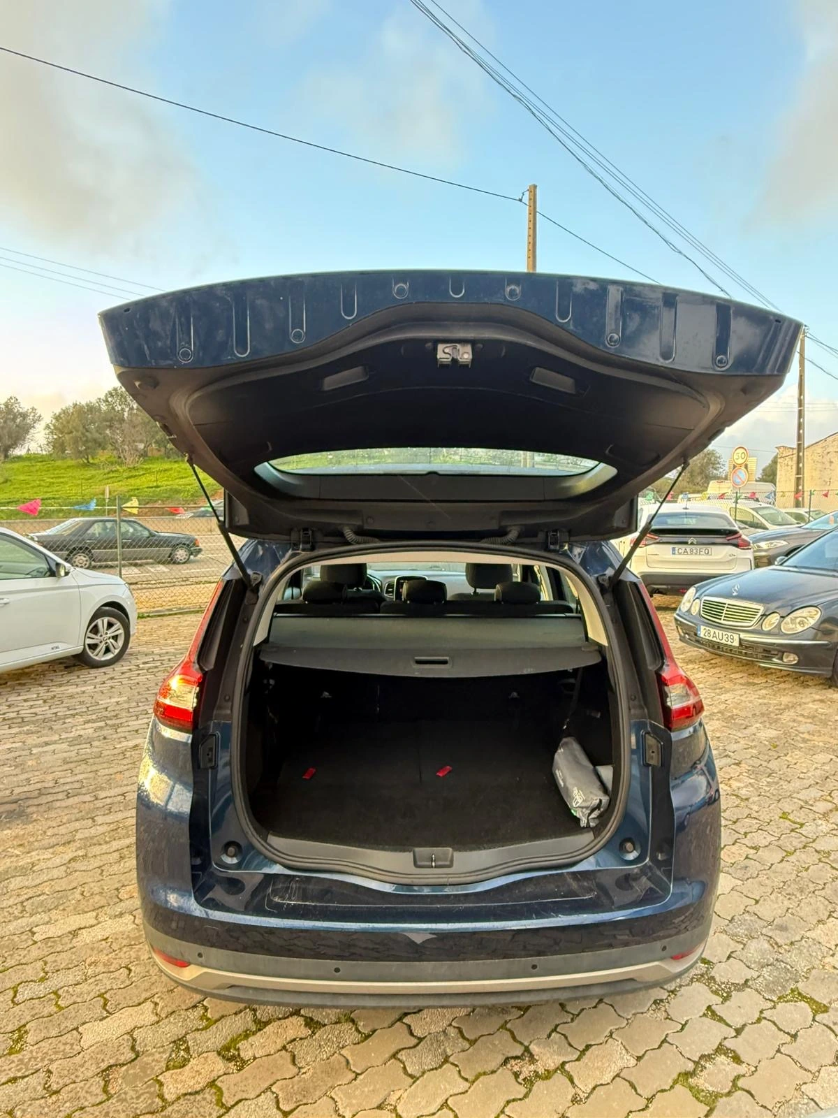 Renault Scénic Outro 11