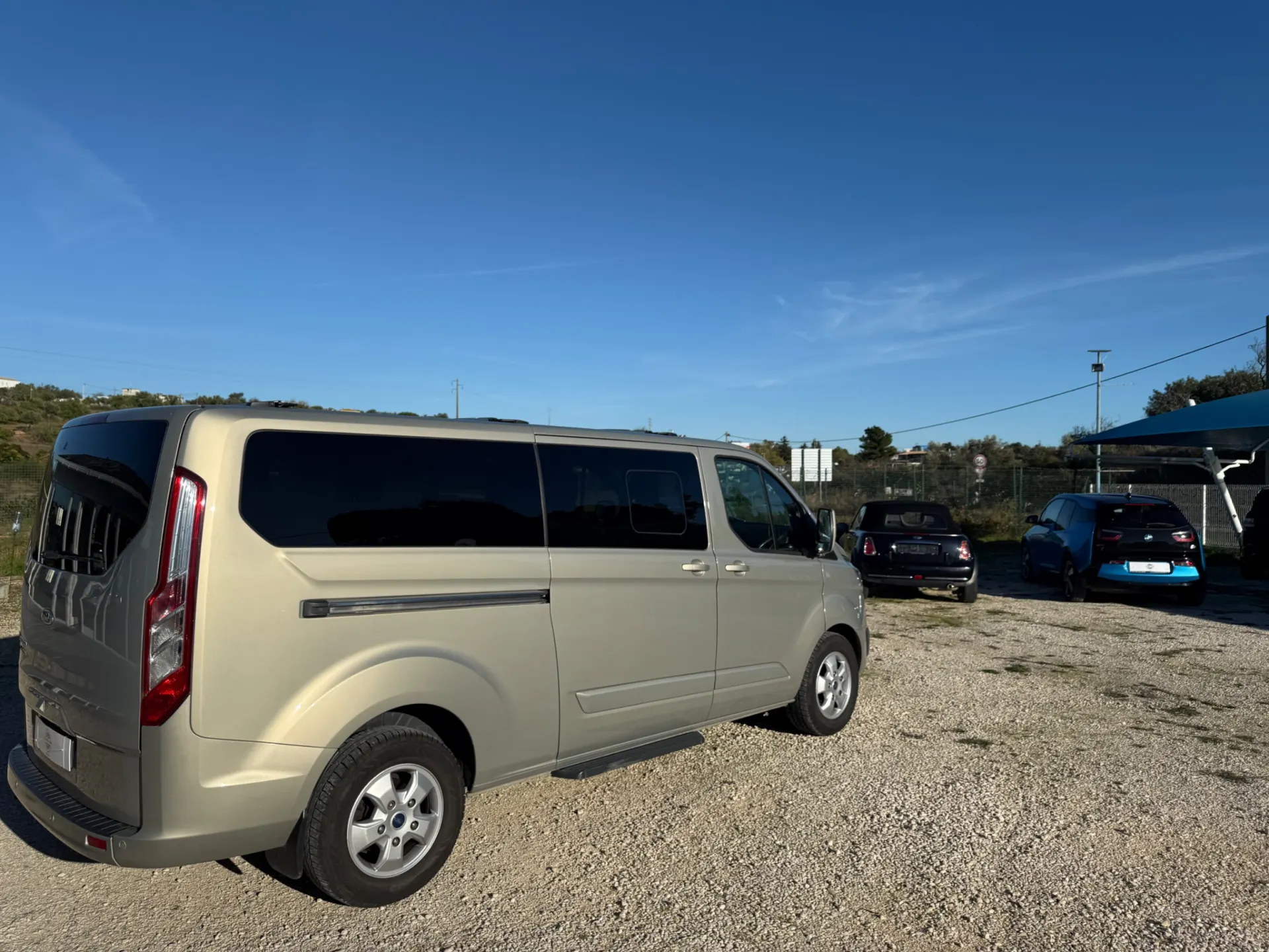 Ford Tourneo Custom 6